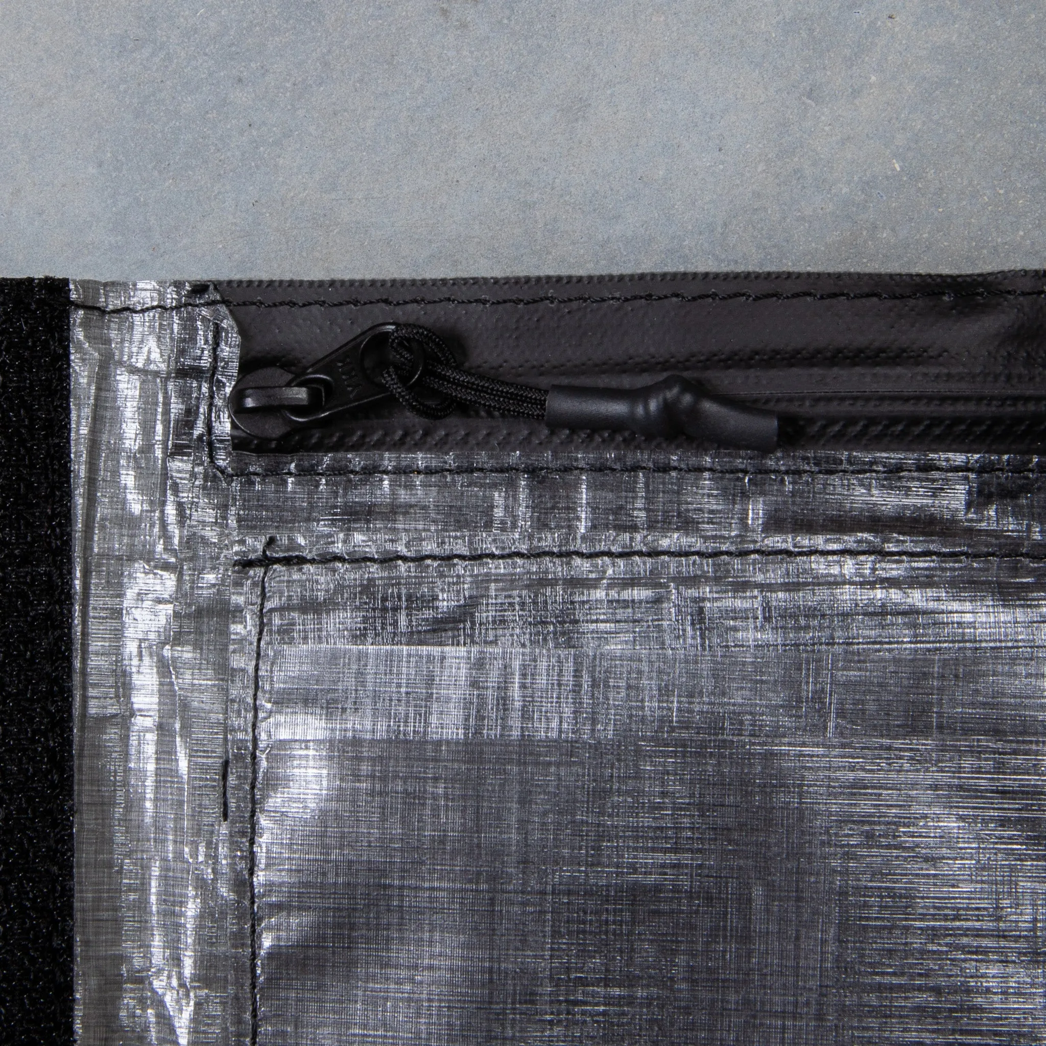 And Wander Dyneema Wallet Charcoal
