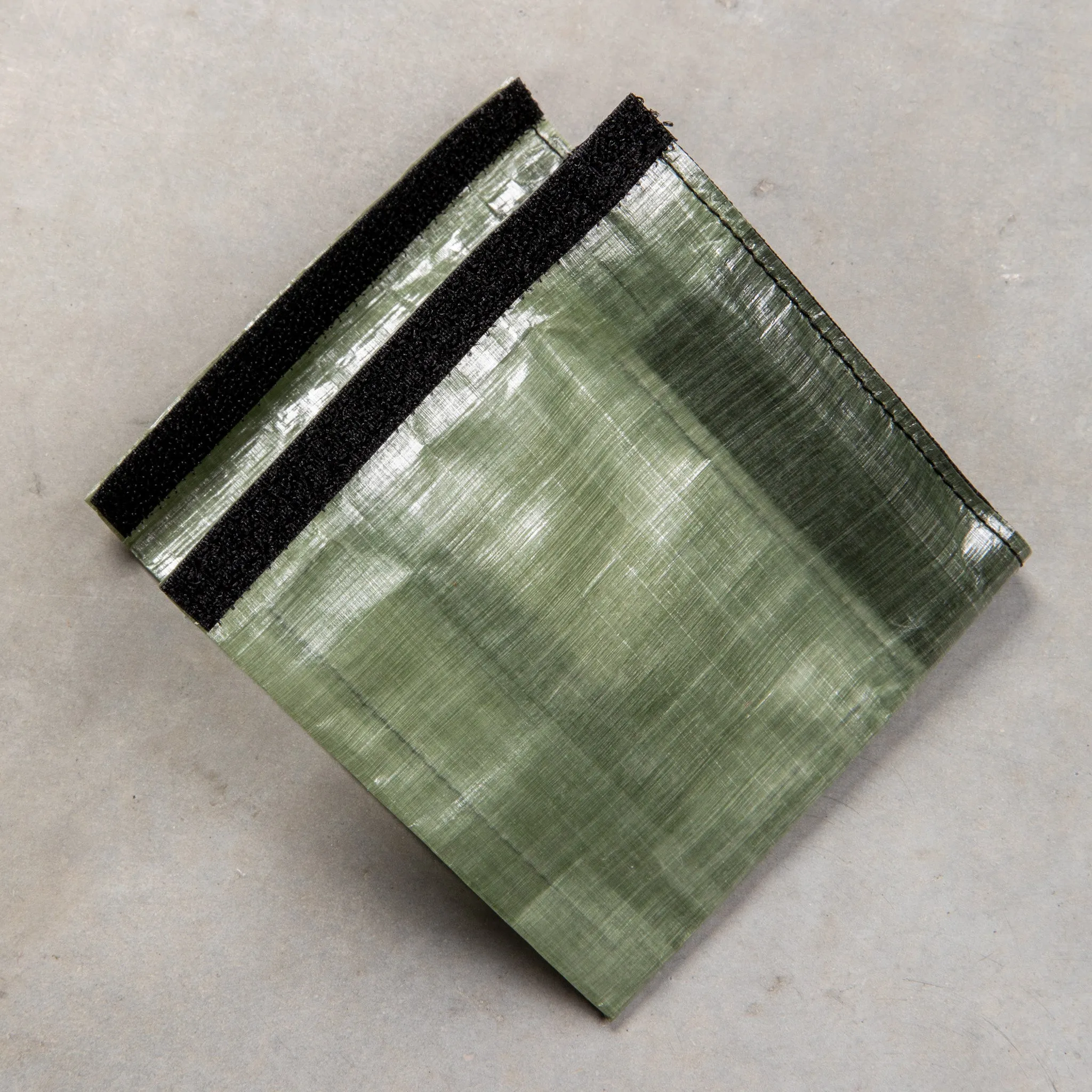 And Wander Dyneema Wallet Green
