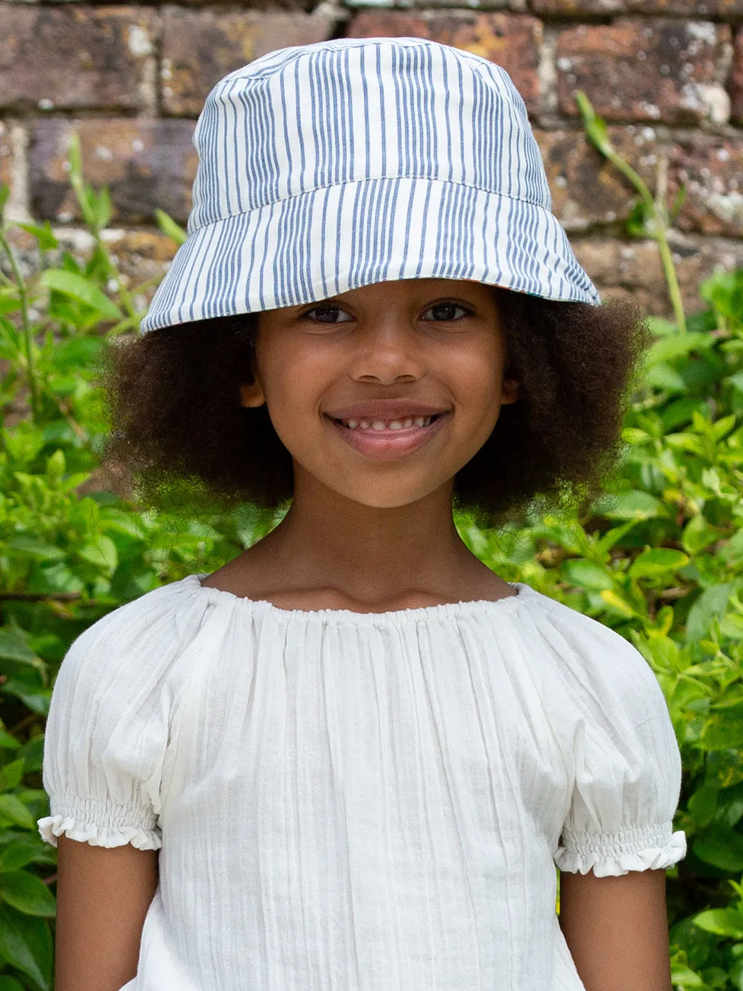 Kite Sea Turtle Sun Hat, Reversible