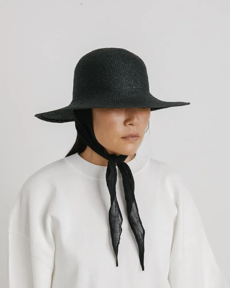 Koh Hat in Black