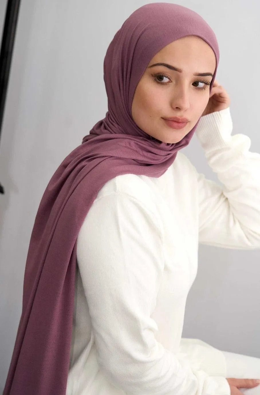Lightweight Monochrome Chiffon Hijab | Stylish Sun Protection Scarf for Casual Outdoor Wear