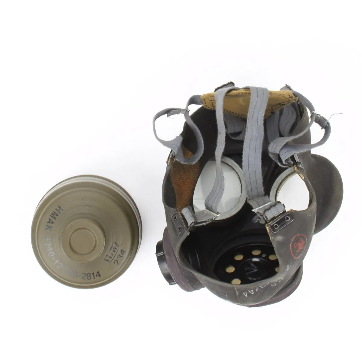 Original British WWII P-1944 Paratrooper Gas Mask - German Filter Conversion