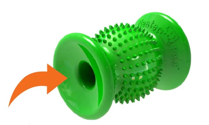 Rolly Cannoli Treat Toy