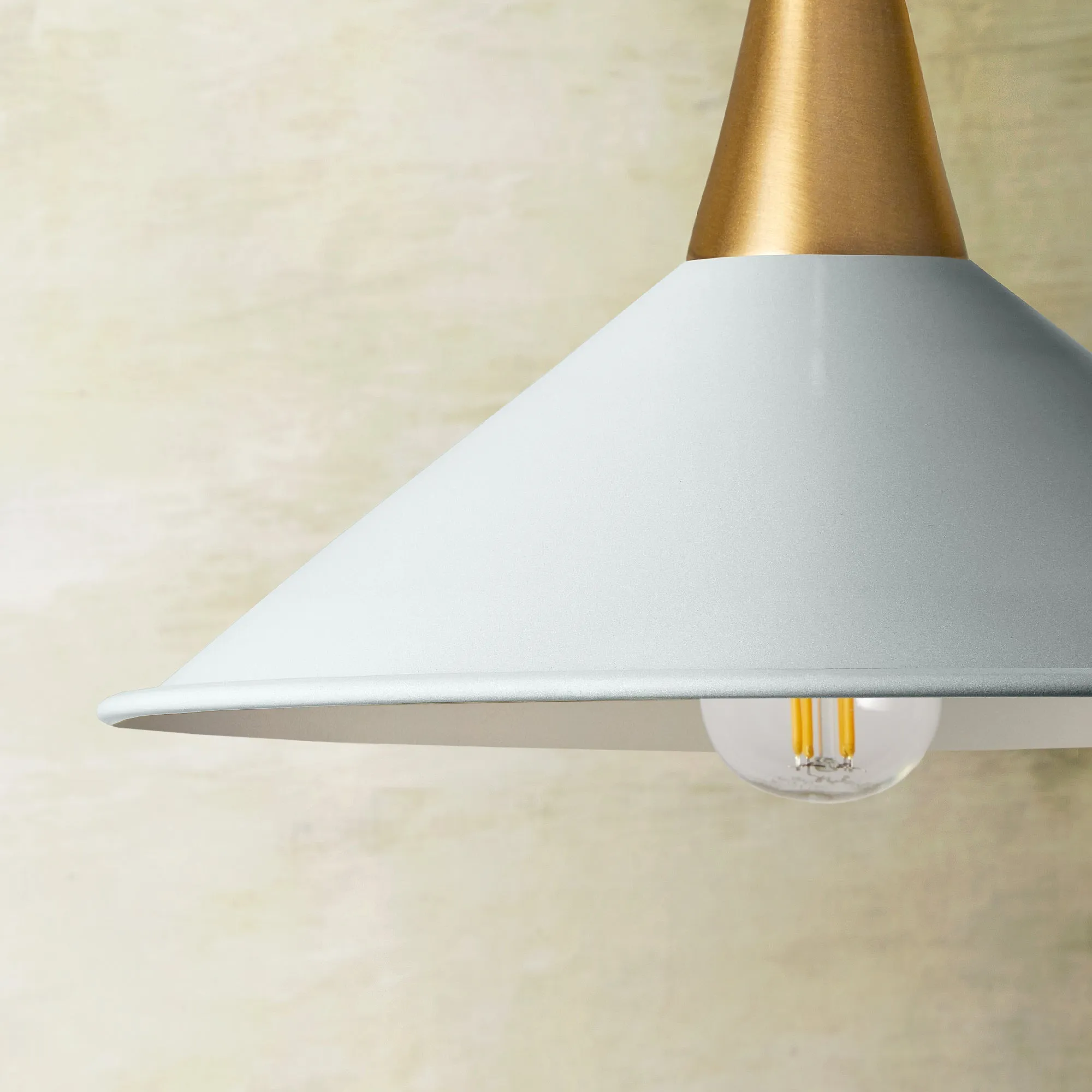 Smaller Cookie shade in chalk blue with stone interior